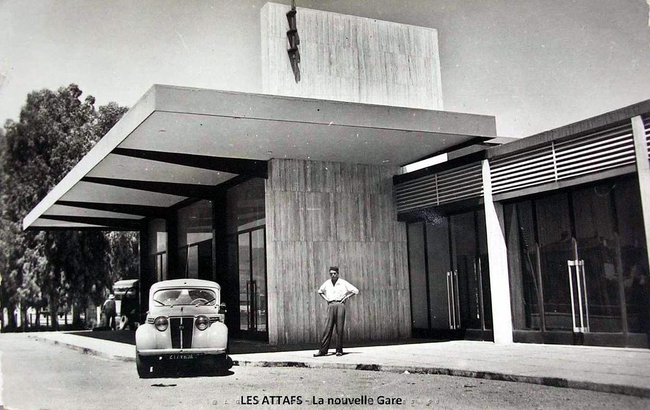 925- Les Attafs - La nouvelle gare.jpg